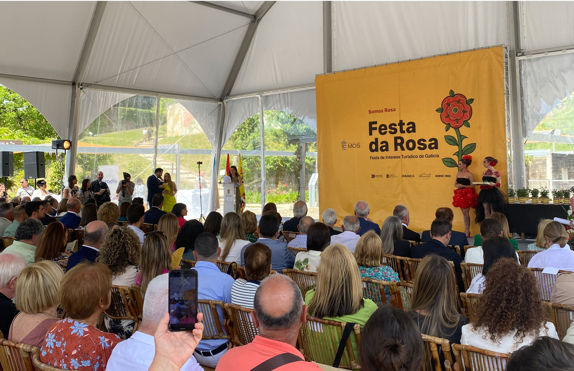 19007fdr24_aevento5_fiesta_de_la_rosa