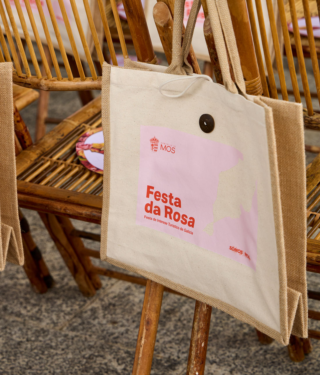 5758205_fr_bolsa_fiesta_rosa_2025