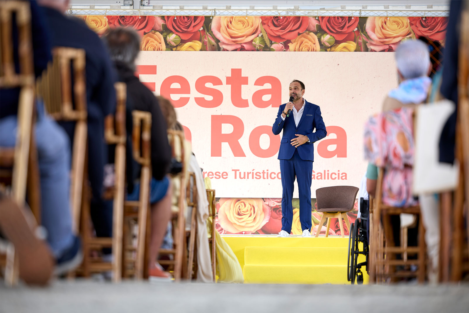 6457525_fr_fiesta_rosa_2025