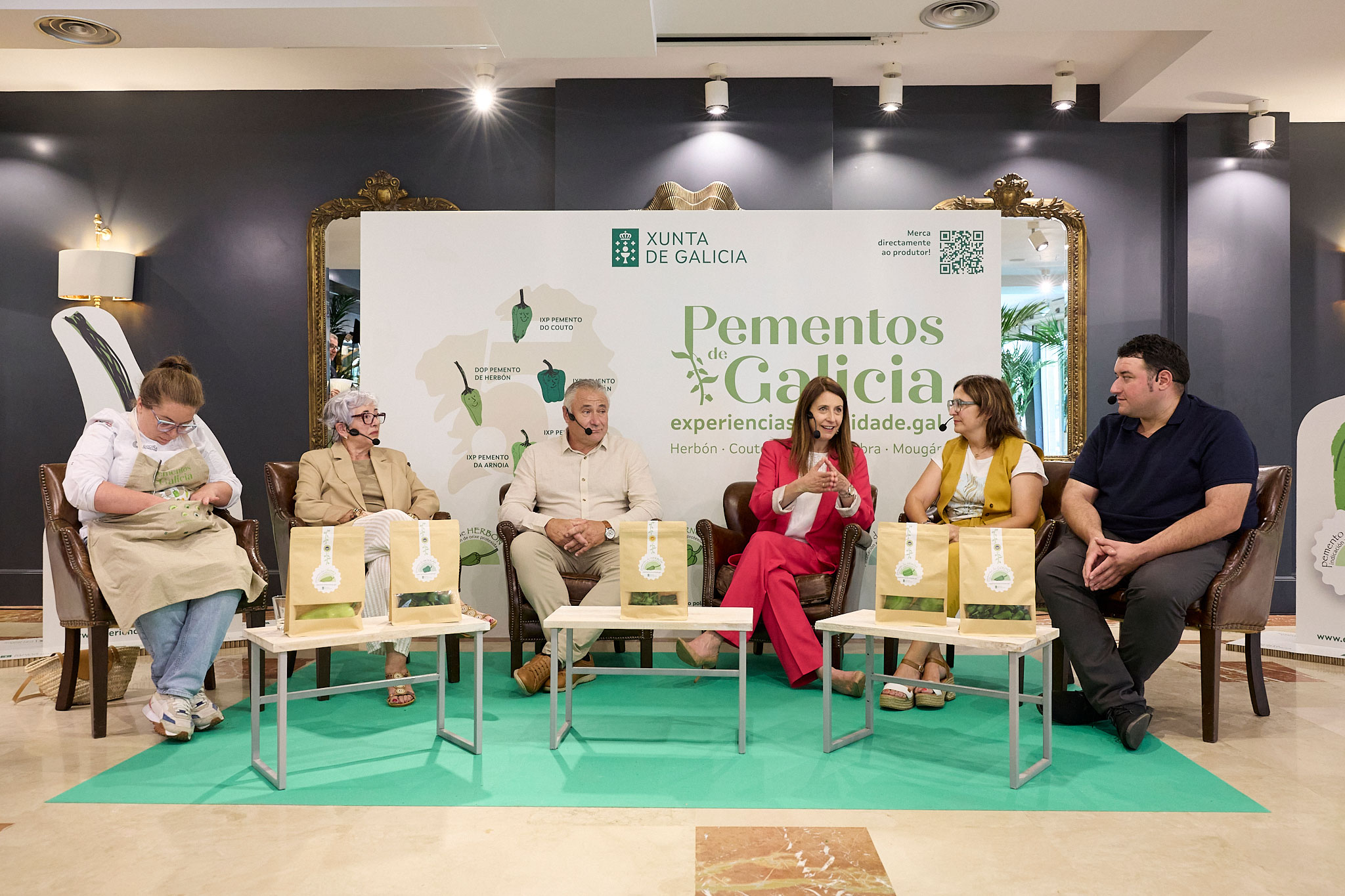 381285_pementos_photocall_agacal